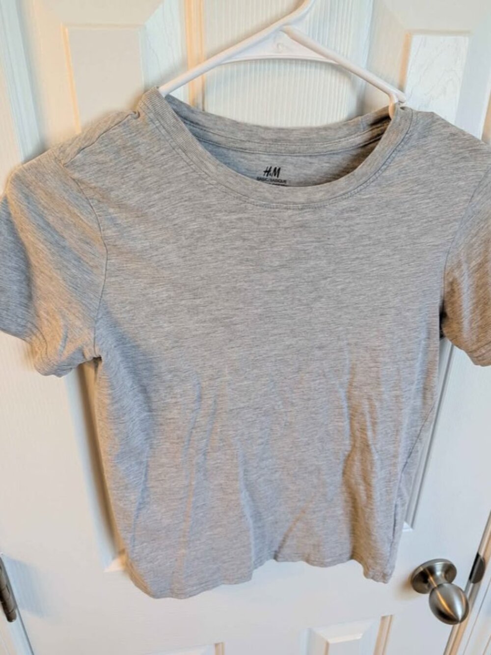 H&M Basic organic cotton Us 8-10 youth child t shirt short sleeve